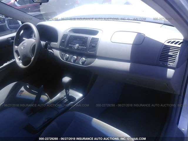 4T1BE30K96U645000 - 2006 TOYOTA CAMRY LE/XLE/SE 浅蓝色 照片 5