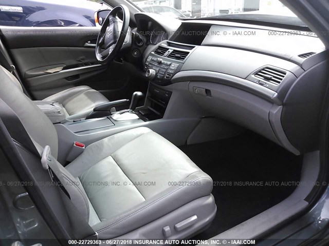 1HGCP3F81AA003803 - 2010 HONDA ACCORD EXL GRAY photo 5