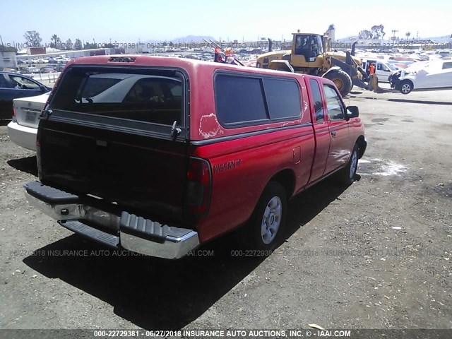 1N6DD26S7YC381704 - 2000 NISSAN FRONTIER KING CAB XE RED photo 4