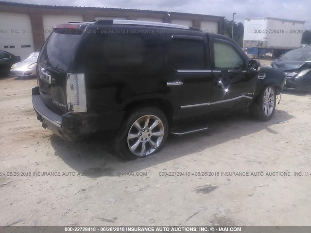 1GYEC63828R161744 - 2008 CADILLAC ESCALADE LUXURY BLACK photo 4