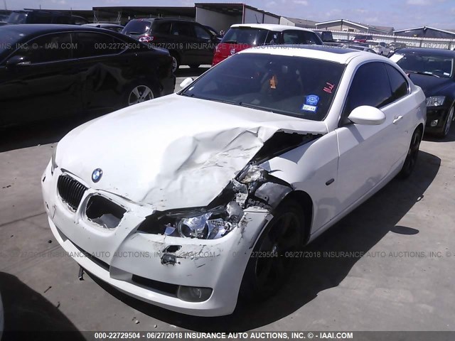WBAWV53538P078451 - 2008 BMW 328 XI SULEV WHITE photo 2