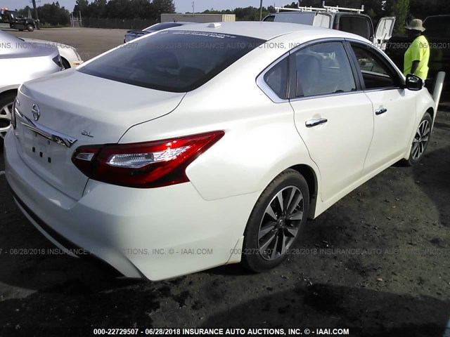 1N4AL3AP9GC116773 - 2016 NISSAN ALTIMA 2.5/S/SV/SL/SR WHITE photo 4