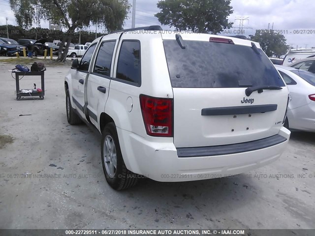 1J8HS48N05C600617 - 2005 JEEP GRAND CHEROKEE LAREDO/COLUMBIA/FREEDOM 白色 照片 3