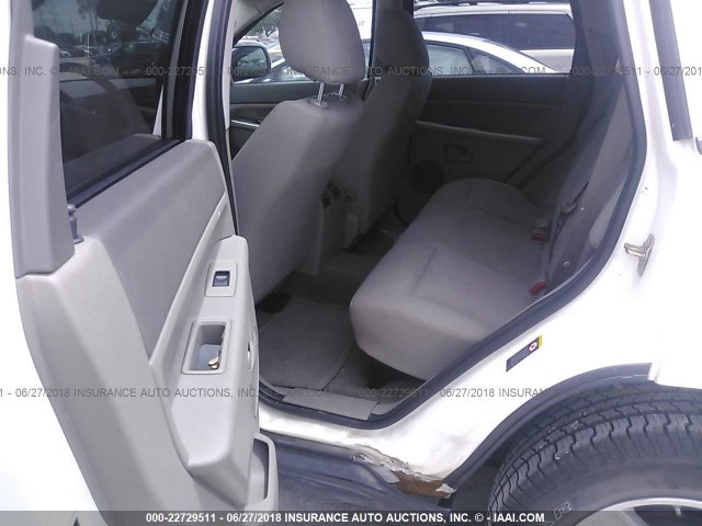 1J8HS48N05C600617 - 2005 JEEP GRAND CHEROKEE LAREDO/COLUMBIA/FREEDOM 白色 照片 8