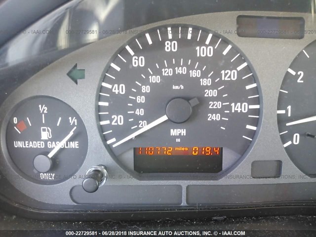 4USCH7326VLE04287 - 1997 BMW Z3 1.9 Արծաթագույն լուսանկար 7