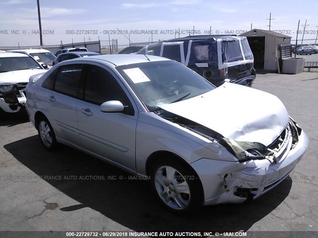 1FAFP38Z56W194482 - 2006 FORD FOCUS ZX4 ST SILVER photo 1