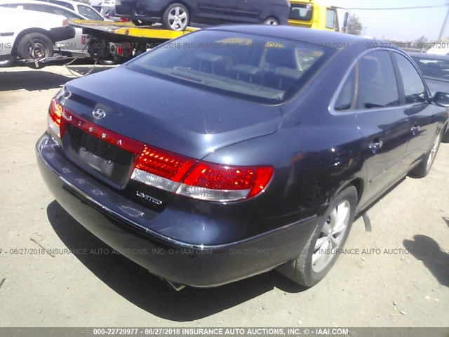 KMHFC46F77A172627 - 2007 HYUNDAI AZERA SE/LIMITED BLUE photo 4