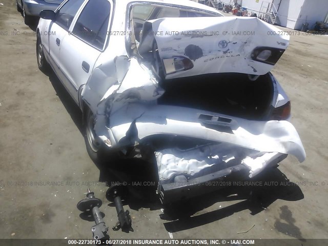 1NXBR12E4WZ082437 - 1998 TOYOTA COROLLA VE/CE/LE 白色 照片 6