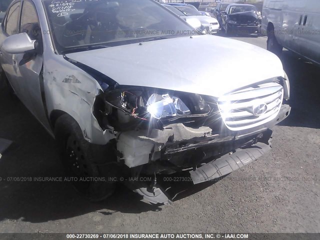 KMHDU4AD4AU036519 - 2010 HYUNDAI ELANTRA BLUE/GLS/SE SILVER photo 6