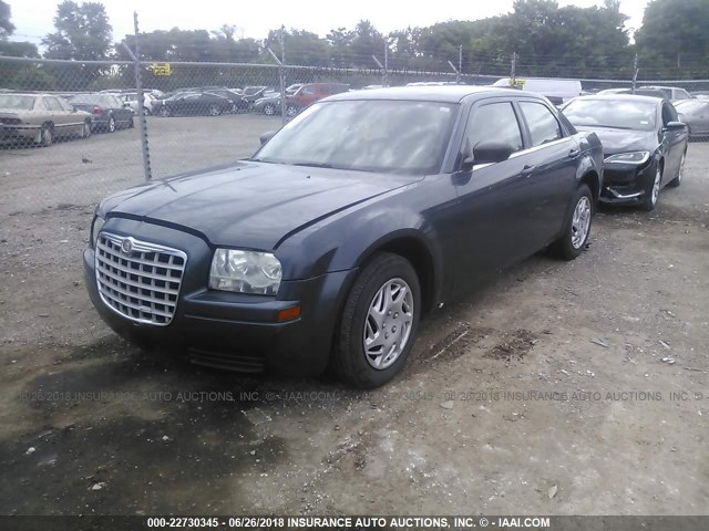 2C3KA43R68H282213 - 2008 CHRYSLER 300 LX GRAY photo 2