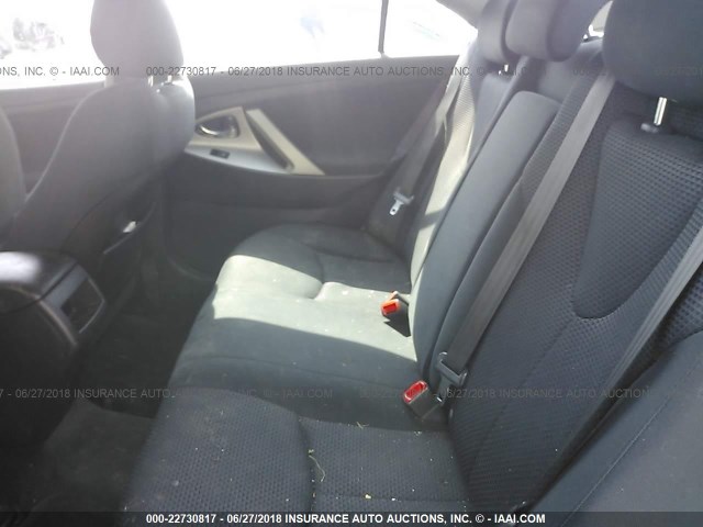 4T1BF3EK2AU105132 - 2010 TOYOTA CAMRY SE/LE/XLE GRAY photo 8