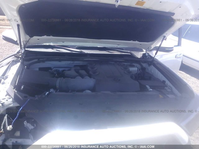 JTEBU5JR2G5338421 - 2016 TOYOTA 4RUNNER SR5 PREM/LTDL/TRAIL/TRD Biały zdjęcie 10