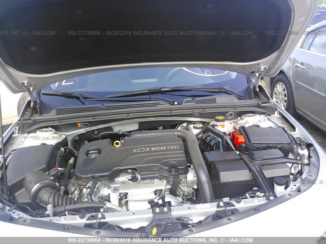 1G1ZB5ST9HF266818 - 2017 CHEVROLET MALIBU LS ვერცხლისფერი ფოტო 10