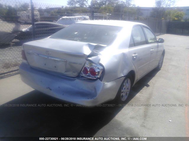 4T1BF32K75U596260 - 2005 TOYOTA CAMRY LE/XLE/SE 银色 照片 4