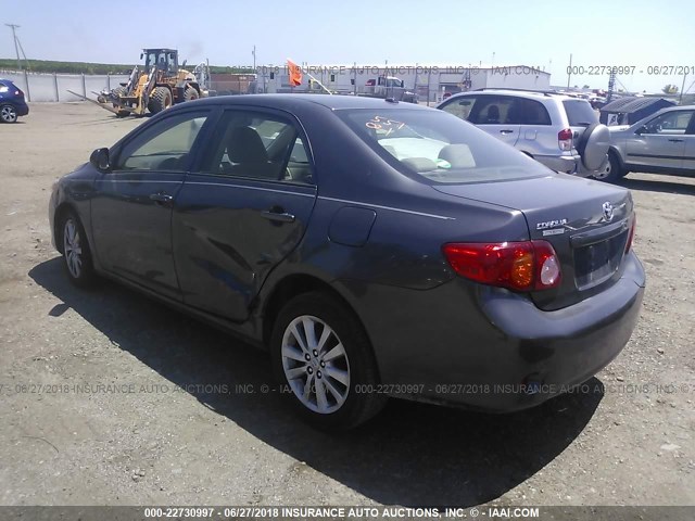 JTDBL40E399023493 - 2009 TOYOTA COROLLA LE/XLE GRAY photo 3