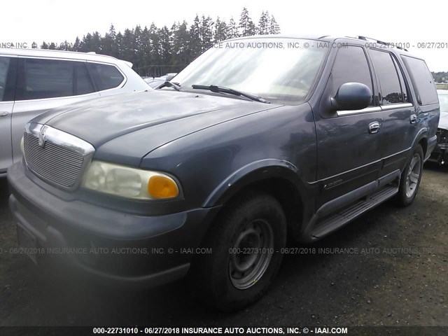 5LMRU27L2WLJ61862 - 1998 LINCOLN NAVIGATOR Bleu photo 2