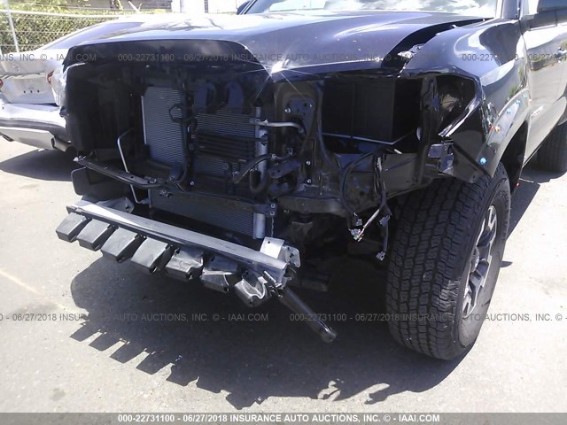 3TMCZ5ANXHM088588 - 2017 TOYOTA TACOMA DBL CAB/SR/TRDSPT/OR/PRO Qara foto 6