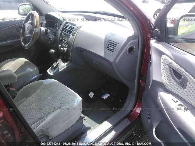 KM8JN72D65U110450 - 2005 HYUNDAI TUCSON GLS/LX MAROON photo 5