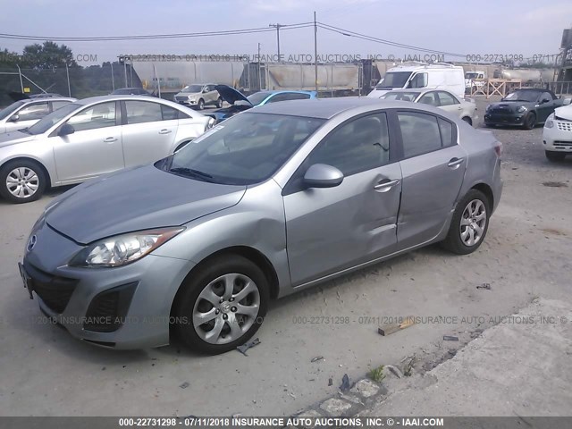 JM1BL1SF5A1261854 - 2010 MAZDA 3 I SILVER photo 2