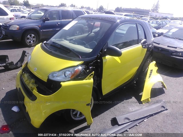WMEEJ31X78K145053 - 2008 SMART FORTWO PURE/PASSION YELLOW photo 2