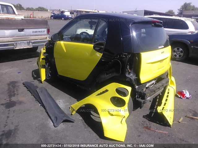 WMEEJ31X78K145053 - 2008 SMART FORTWO PURE/PASSION YELLOW photo 3