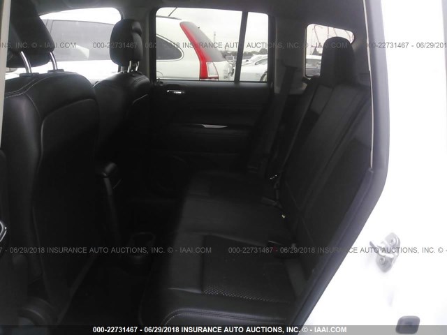 1C4NJCEA8GD795954 - 2016 JEEP COMPASS LATITUDE 白色 照片 8