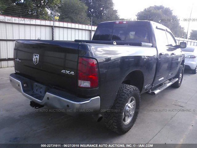 3C6UR5DL0DG562935 - 2013 RAM 2500 SLT Czarny zdjęcie 4