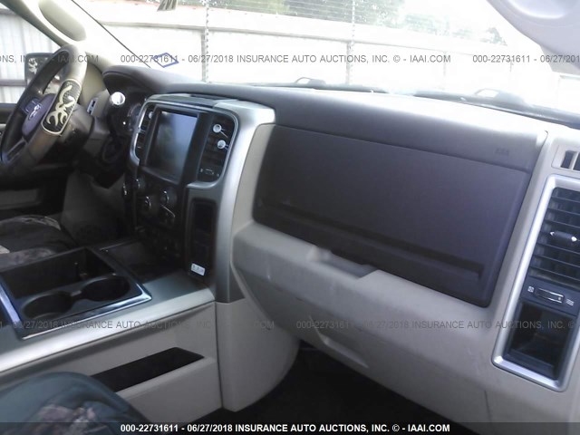 3C6UR5DL0DG562935 - 2013 RAM 2500 SLT Czarny zdjęcie 5