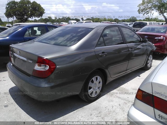 4T1BE32K12U511685 - 2002 TOYOTA CAMRY LE/XLE/SE თაფლისფერი ფოტო 4