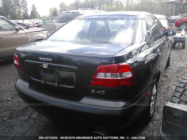 YV1VS29523F932979 - 2003 VOLVO S40 1.9T BLACK photo 4