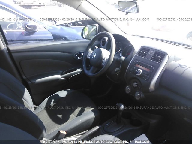 3N1CN7AP0CL836744 - 2012 NISSAN VERSA S/SV/SL GRAY photo 5