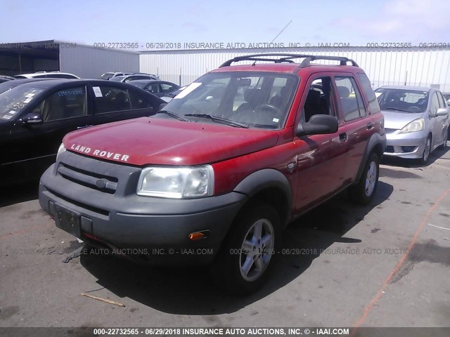 SALNM22212A375602 - 2002 LAND ROVER FREELANDER S RED photo 2