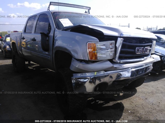 3GTEC13C58G240032 - 2008 GMC SIERRA C1500 SILVER photo 1