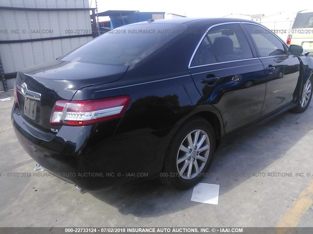 4T1BF3EK4BU775704 - 2011 TOYOTA CAMRY SE/LE/XLE 黑色 照片 4