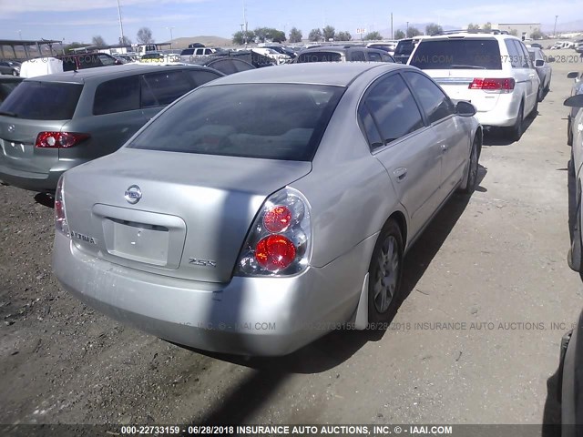 1N4AL11D55C209667 - 2005 NISSAN ALTIMA S/SL SILVER photo 4