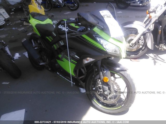 JKAEX8B17GDA29369 - 2016 KAWASAKI EX300 B GREEN photo 1