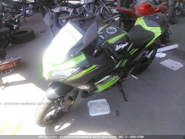 JKAEX8B17GDA29369 - 2016 KAWASAKI EX300 B GREEN photo 2