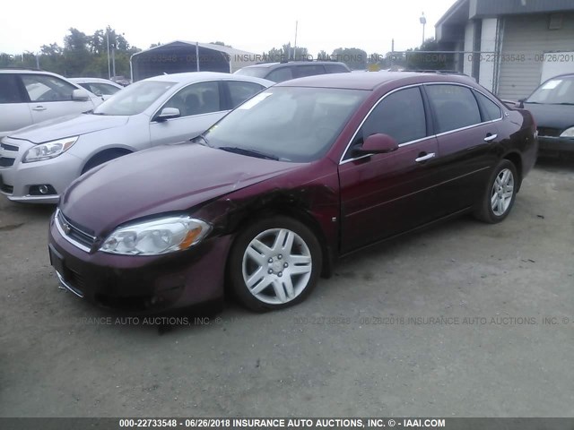 2G1WU58R579304111 - 2007 CHEVROLET IMPALA LTZ RED photo 2