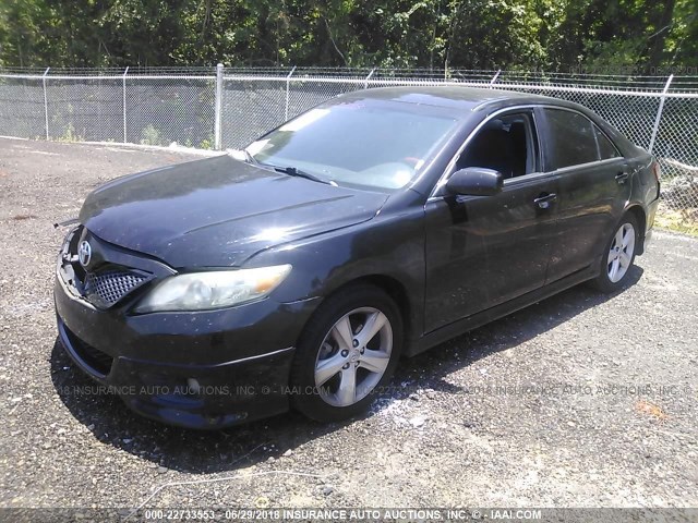 4T1BF3EK4BU768297 - 2011 TOYOTA CAMRY SE/LE/XLE 黑色 照片 2