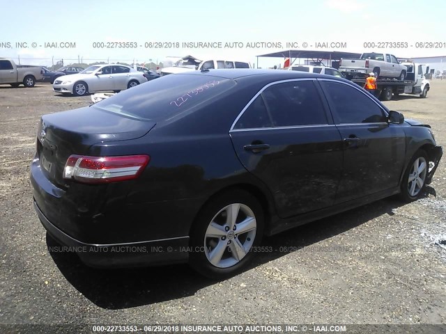 4T1BF3EK4BU768297 - 2011 TOYOTA CAMRY SE/LE/XLE 黑色 照片 4