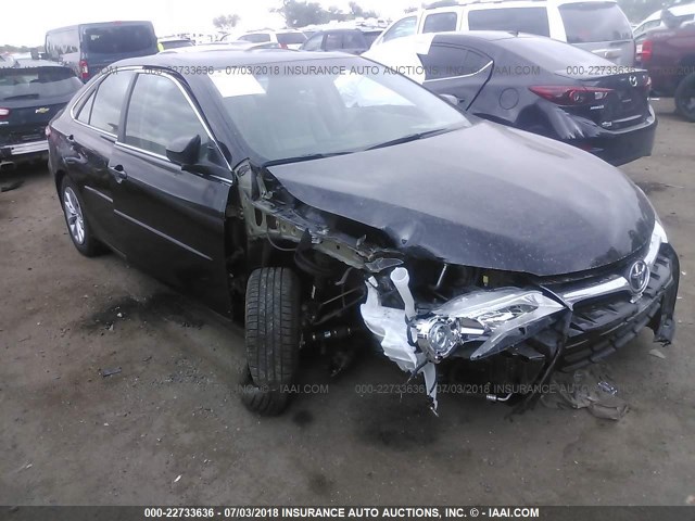 4T1BF1FK5HU369717 - 2017 TOYOTA CAMRY LE/XLE/SE/XSE BLACK photo 6