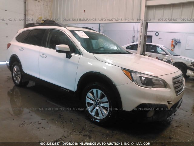 4S4BSADC2F3345241 - 2015 SUBARU OUTBACK WHITE photo 1