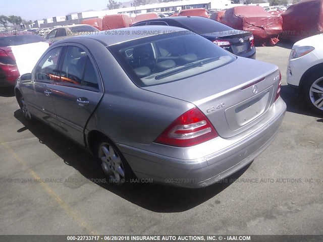 WDBRF81J73F424819 - 2003 MERCEDES-BENZ C 240 4MATIC SILVER photo 3