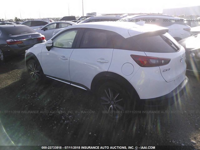 JM1DKDD79G0134123 - 2016 MAZDA CX-3 GRAND TOURING WHITE photo 3