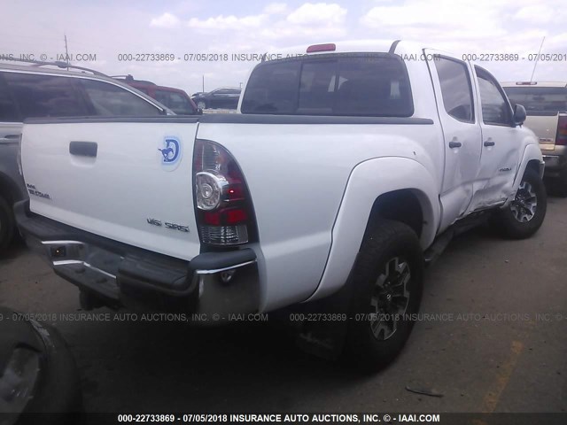 5TFLU4EN7DX083968 - 2013 TOYOTA TACOMA DOUBLE CAB WHITE photo 4