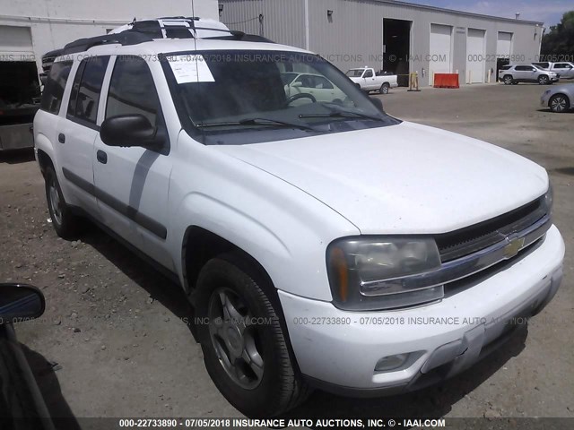 1GNET16S456153374 - 2005 CHEVROLET TRAILBLAZER EXT LS/EXT LT WHITE photo 1