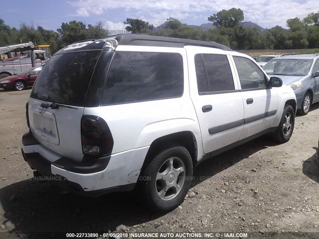 1GNET16S456153374 - 2005 CHEVROLET TRAILBLAZER EXT LS/EXT LT WHITE photo 4