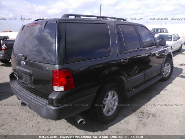 1FMPU15546LA25791 - 2006 FORD EXPEDITION XLT Pewter photo 4
