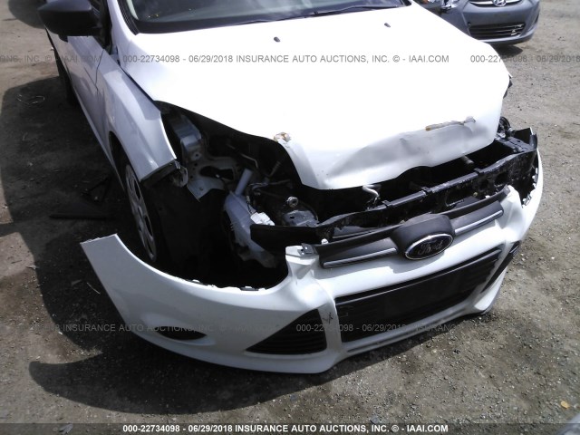 1FADP3E25EL207892 - 2014 FORD FOCUS S WHITE photo 6