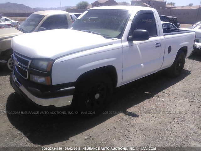 1GCEC14X87Z116529 - 2007 CHEVROLET SILVERADO C1500 CLASSIC WHITE photo 2